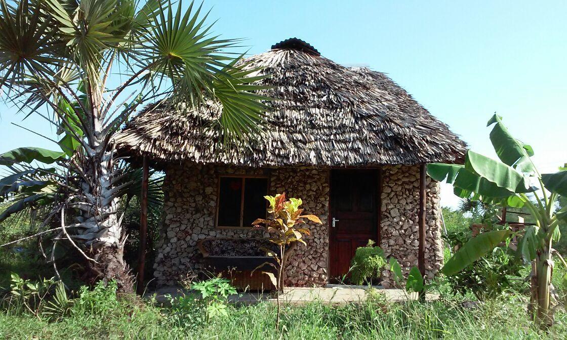 شاطئ دياني Bahati Diani House Glamping المظهر الخارجي الصورة