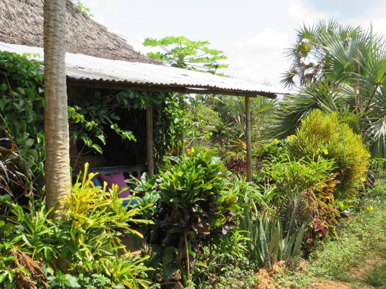 شاطئ دياني Bahati Diani House Glamping المظهر الخارجي الصورة